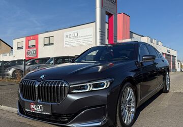 BMW 750 182.356 km 36.950 &euro; Hanau 63452