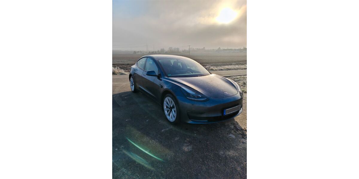 Tesla Model 3 92.000 km 27.100 &euro; Friedberg 61169