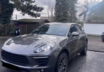 Porsche Macan 204.219 km 22.900 &euro; Bad Homburg 61350