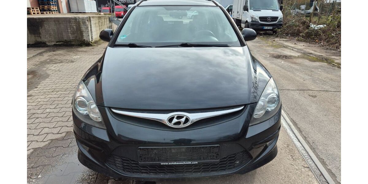 Hyundai i30 213.123 km 1.450 &euro; Dietzenbach 63128