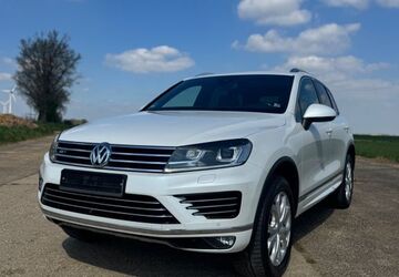 VW Touareg 190.000 km 20.000 &euro; Schwalbach am Taunus 65812