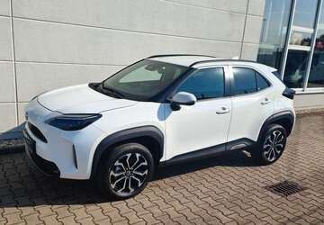 Toyota Yaris Cross 3.831 km 24.880 &euro; Eschborn 65760