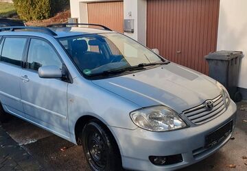 Toyota Corolla 170.000 km 6.700 &euro; Mühlheim Am Main 63165