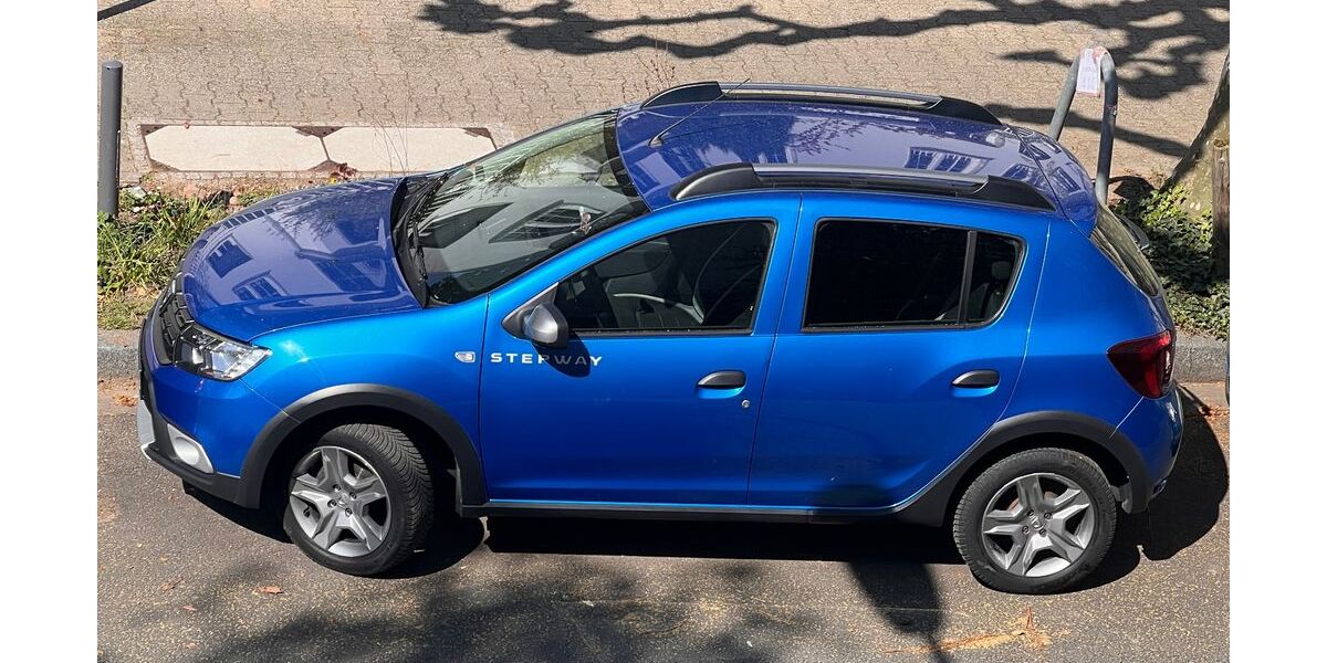 Dacia Sandero 45.597 km 9.700 &euro; Frankfurt 60596