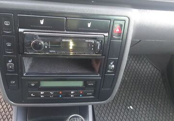 VW Sharan 170.562 km 3.500 &euro; Frankfurt 60437