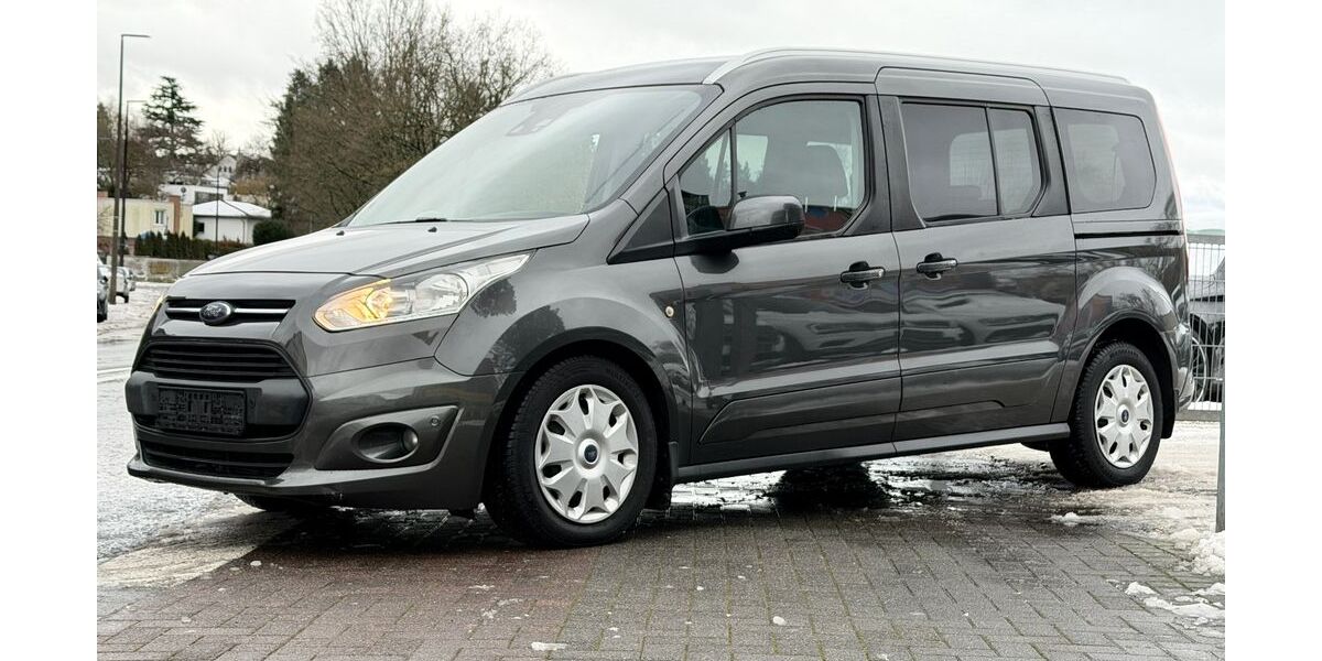 Ford Grand Tourneo 200.000 km 10.800 &euro; Bad Homburg 61350