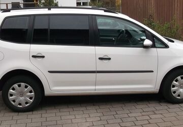 VW Touran 241.000 km 4.100 &euro; Eppstein 65817