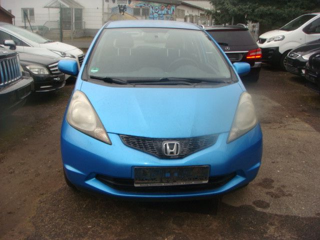Honda Jazz 222.000 km 1.950 &euro; Erlensee 63526