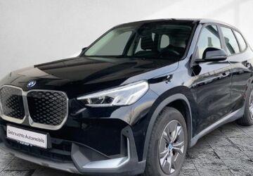 BMW iX1 23.868 km 31.766 &euro; Frankfurt 60314