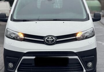 Toyota Proace (Verso) 135.000 km 11.950 &euro; Dieburg 64807
