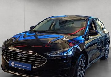 Ford Focus 13.500 km 26.998 &euro; Frankfurt 60386