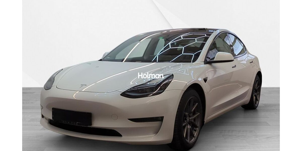Tesla Model 3 111.224 km 28.380 &euro; Eschborn 65760