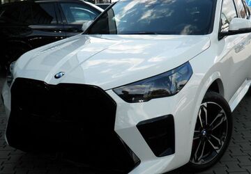 BMW X2 3.111 km 54.199 &euro; Frankfurt am Main 60435