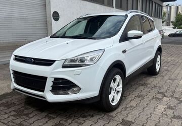 Ford Kuga 253.000 km 7.999 &euro; Hainburg 63512