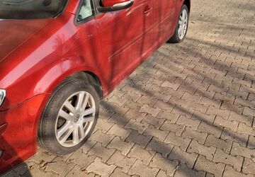 VW Touran 214.000 km 2.100 &euro; Hattersheim 65795