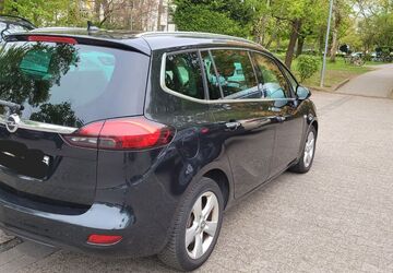Opel Zafira Tourer 326.000 km 2.990 &euro; Rüsselsheim 65428