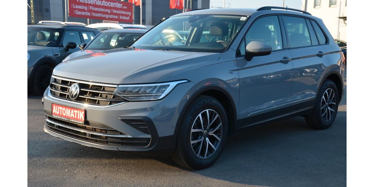 VW Tiguan 69.000 km 24.900 &euro; Frankfurt am Main 60388