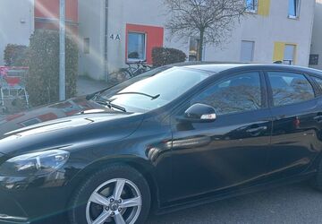 Volvo V40 120.000 km 9.298 &euro; Rüsselsheim 65428