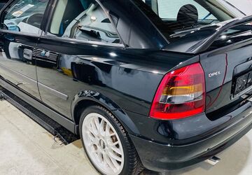 Opel Astra 136.500 km 11.900 &euro; Niederdorfelden 61138