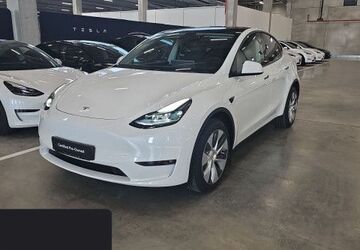 Tesla Model Y 28.478 km 43.600 &euro; Hanau 63457