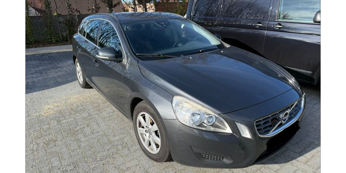 Volvo V60 377.000 km 2.999 &euro; Hanau 63457
