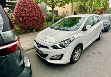 Hyundai i30 178.000 km 4.500 &euro; Hofheim 65719