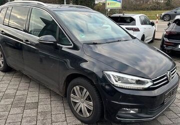 VW Touran 150.000 km 16.980 &euro; Rüsselsheim 65428