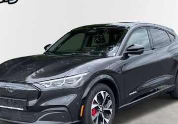 Ford Mustang Mach-E 2.900 km 53.990 &euro; Kleinostheim 63801