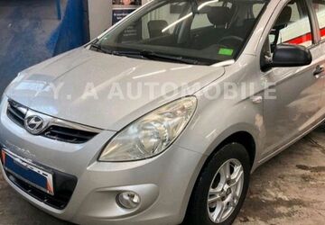 Hyundai i20 141.000 km 4.500 &euro; Frankfurt am Main 65933