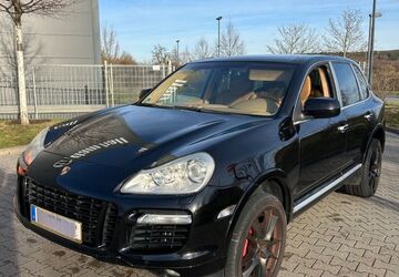 Porsche Cayenne 243.500 km 11.800 &euro; Frankfurt 60486