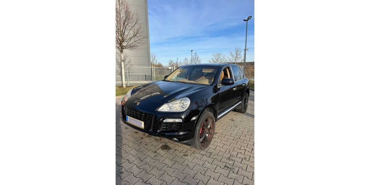 Porsche Cayenne 243.500 km 11.800 &euro; Frankfurt 60486