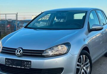 VW Golf 122.000 km 7.599 &euro; Dietzenbach 63128