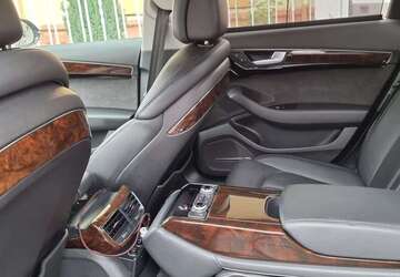 Audi A8 210.000 km 24.500 &euro; Kelsterbach 65451