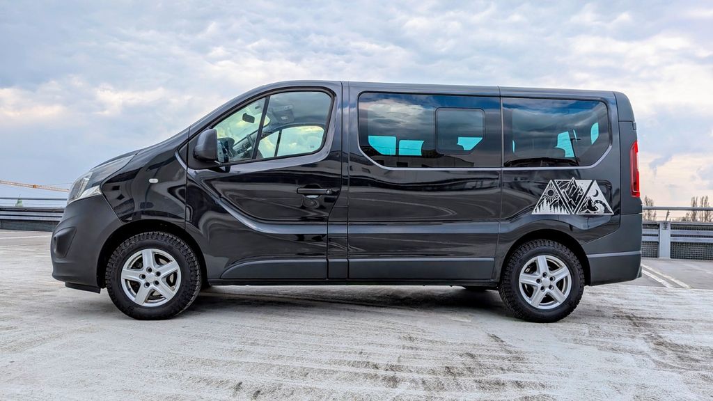 Opel Vivaro 194.500 km 12.999 &euro; Frankfurt am Main 60322