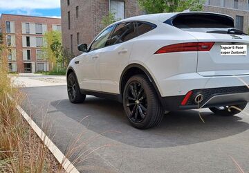Jaguar E-Pace 105.000 km 16.395 &euro; Frankfurt am Main 60438