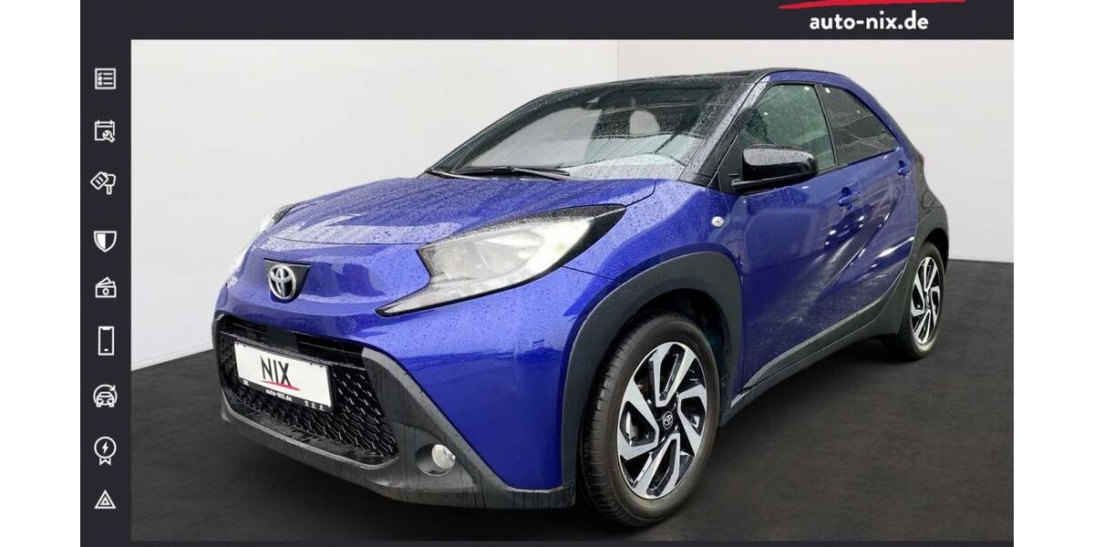 Toyota Aygo (X) 12.951 km 17.500 &euro; Frankfurt 60314