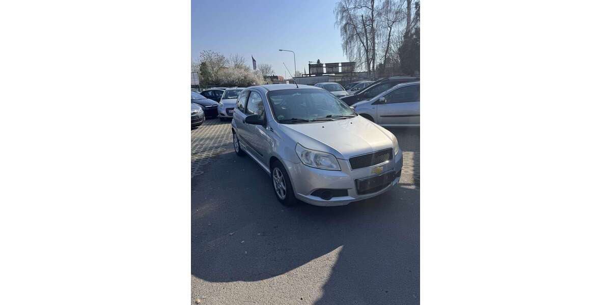 Chevrolet Aveo 163.000 km 2.900 &euro; Mühlheim 63165