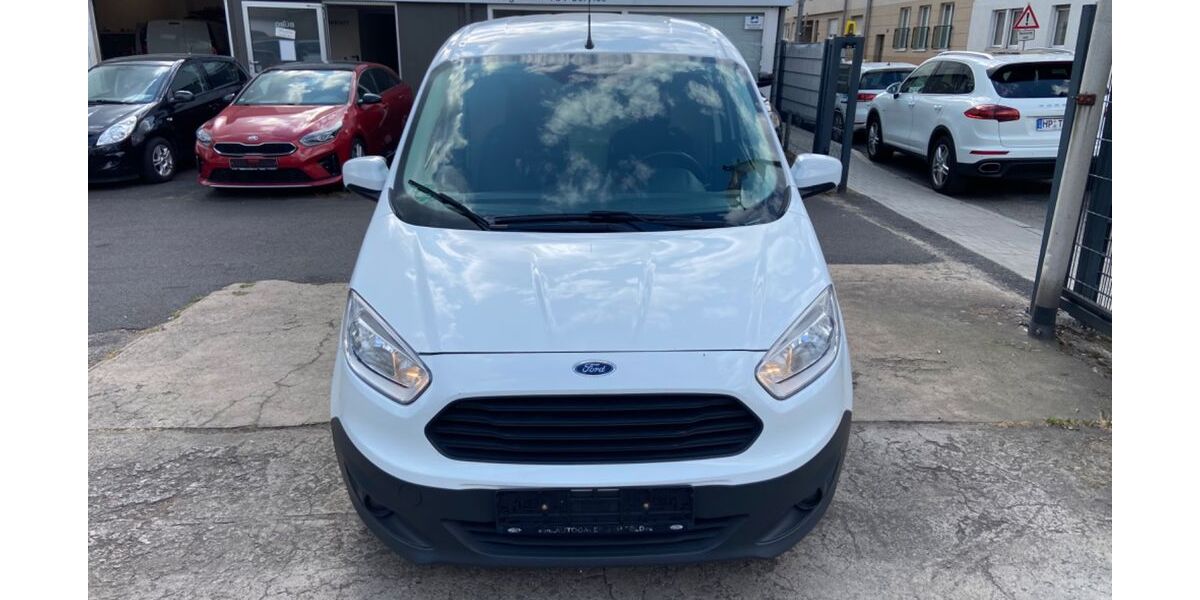 Ford Transit Courier 122.000 km 8.990 &euro; Hanau 63450