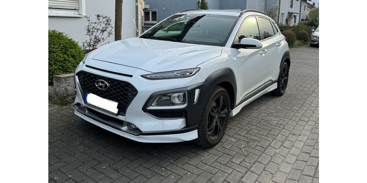Hyundai KONA 63.000 km 22.300 &euro; Schöneck 61137