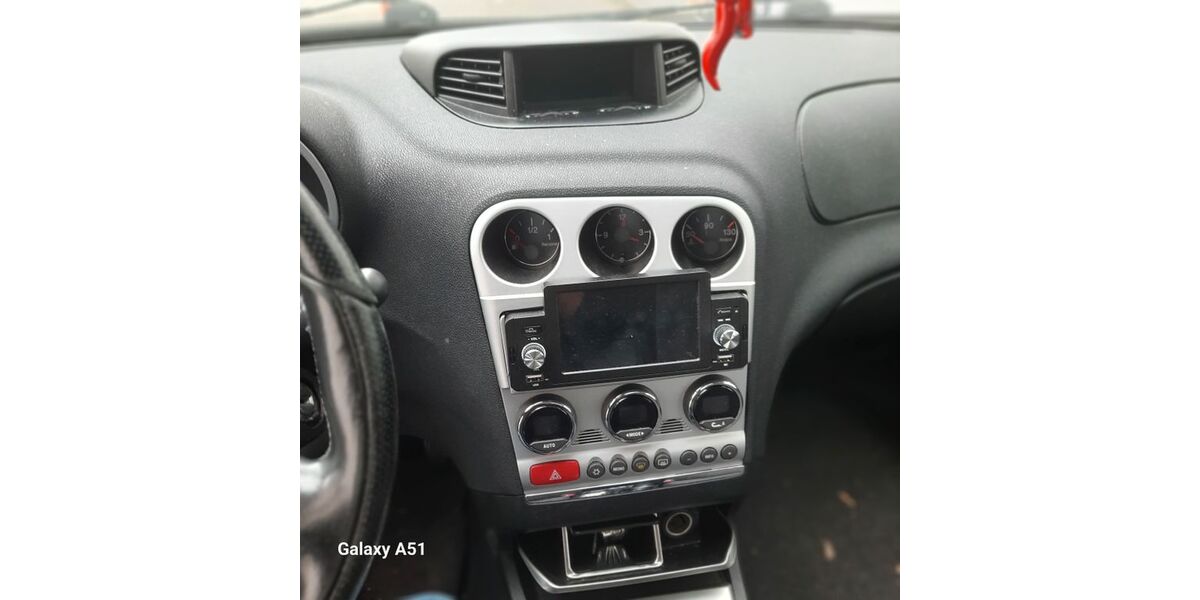 Alfa Romeo 156 184.000 km 2.000 &euro; Rüsselsheim am Main 65428