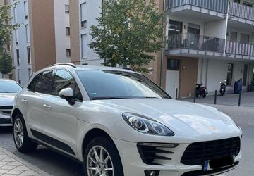 Porsche Macan 104.000 km 30.890 &euro; Frankfurt am Main 60326