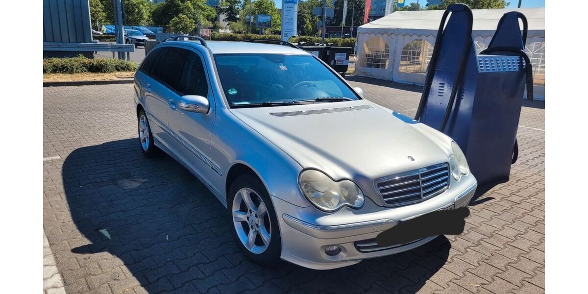Mercedes-Benz C 200 307.000 km 3.500 &euro; Offenbach am Main 63073