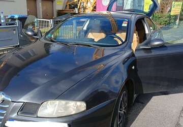 Alfa Romeo GT 151.522 km 2.500 &euro; Dreieich 63303