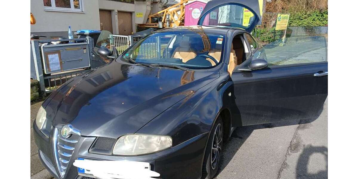Alfa Romeo GT 151.522 km 2.500 &euro; Dreieich 63303