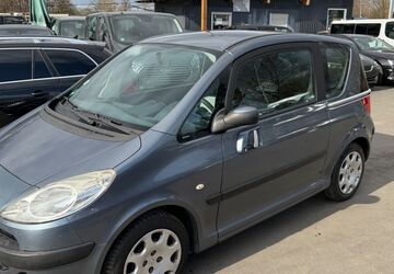 Peugeot 1007 180.000 km 1.999 &euro; Frankfurt am Main 60486