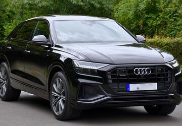 Audi Q8 113.000 km 49.999 &euro; Offenbach 63071