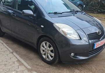 Toyota Yaris 280.680 km 2.600 &euro; Darmstadt 64295