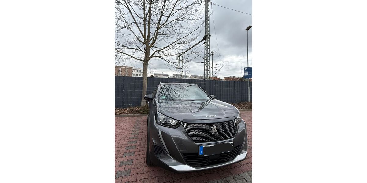 Peugeot 2008 19.000 km 18.700 &euro; Frankfurt am Main 60598