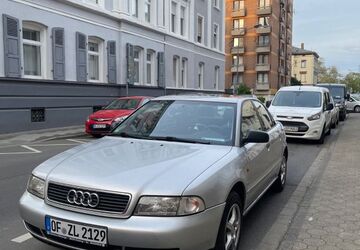 Audi A4 134.000 km 2.350 &euro; Offenbach 63067