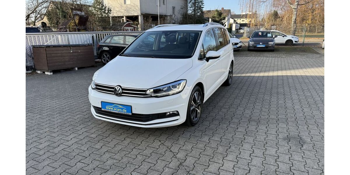 VW Touran 150.985 km 19.890 &euro; Egelsbach 63329
